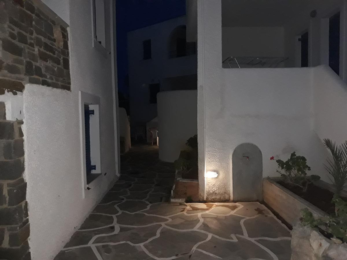 Appartement Holidays In Paros à Alikí Extérieur photo